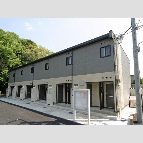 レオパレスグランロシェ