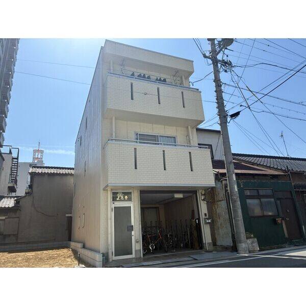 メゾンよ志秀 建物画像
