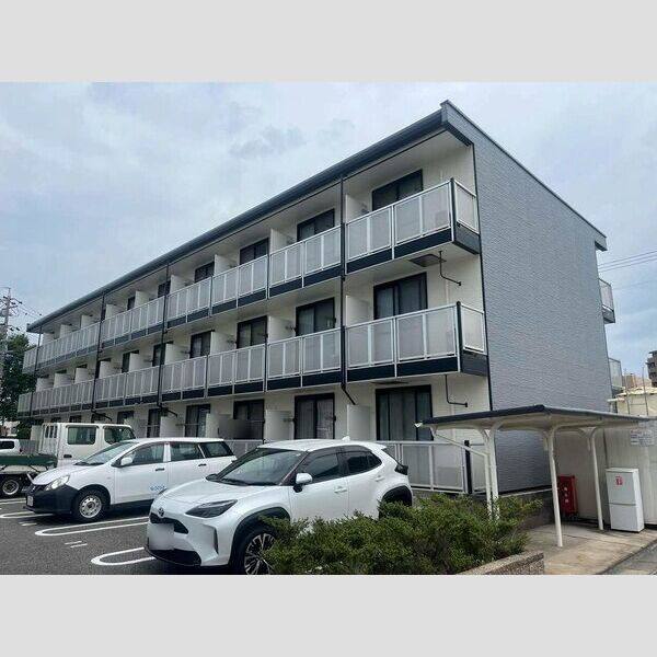 レオパレス東たつみ 建物画像