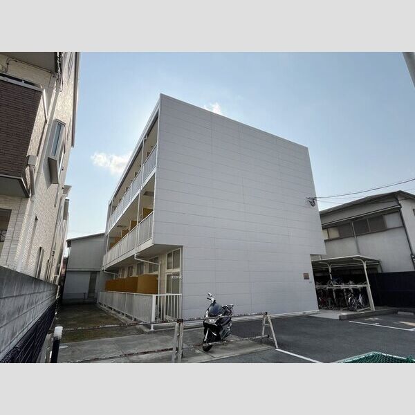 レオパレスルシェルブルー東大阪 建物画像