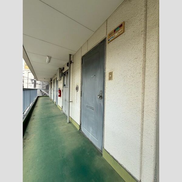 ヒカリ617 室内写真3