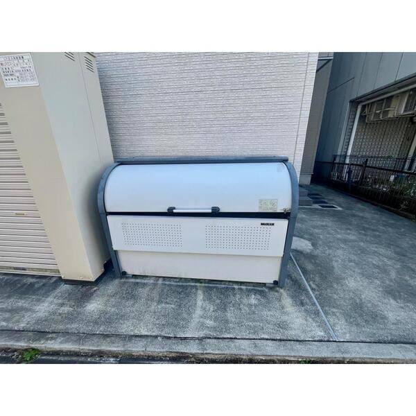 イーリス弥富通 室内写真1