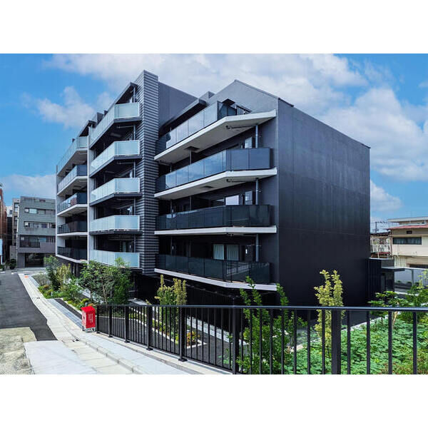 コンフォリア・リヴ大崎 建物画像