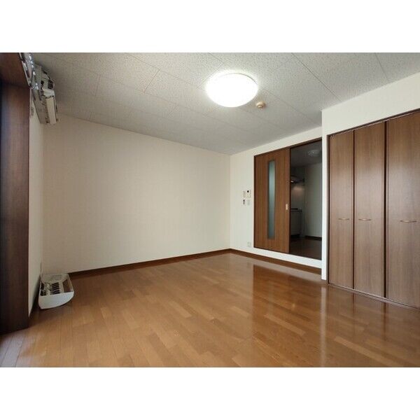 アンプルール クラージュ 別府 室内写真2