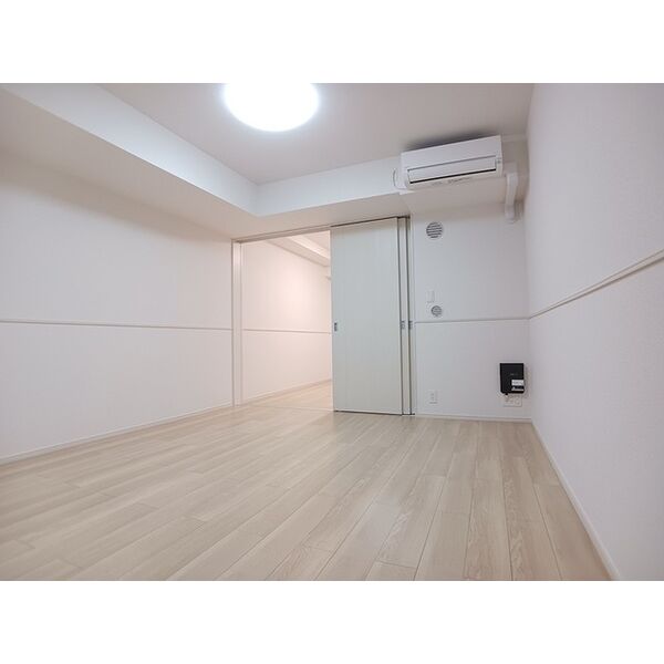 ヒカルサ尼崎栗山町 室内写真1