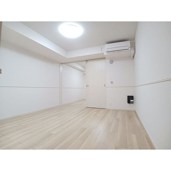 ヒカルサ尼崎栗山町 室内写真1