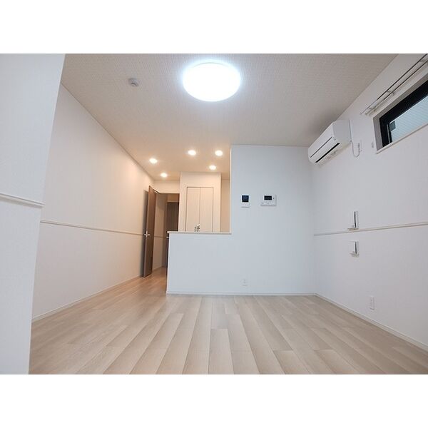 ヒカルサ尼崎栗山町 室内写真1