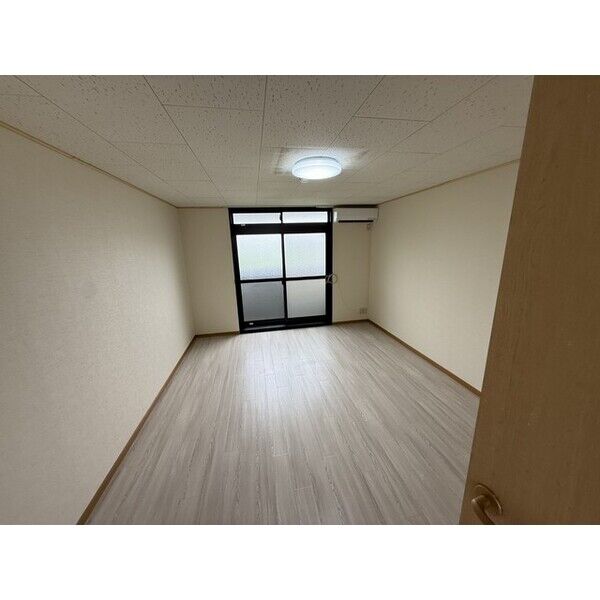 アークA 室内写真1