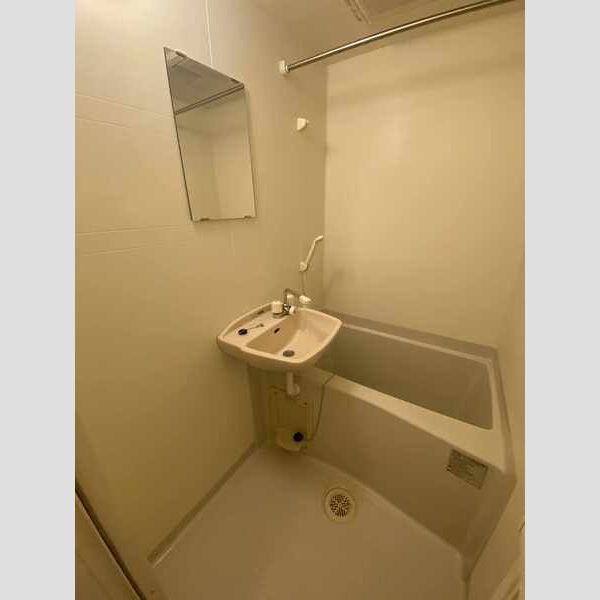 レオパレスブルースカイ小山 室内写真5