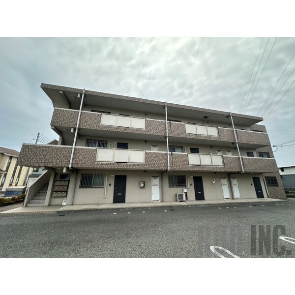 リバーサイド兼田 建物画像