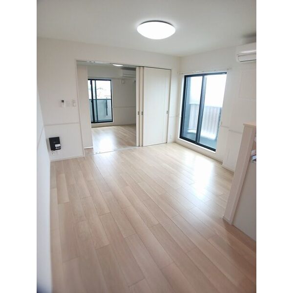 ヒカルサ東加古川 室内写真1