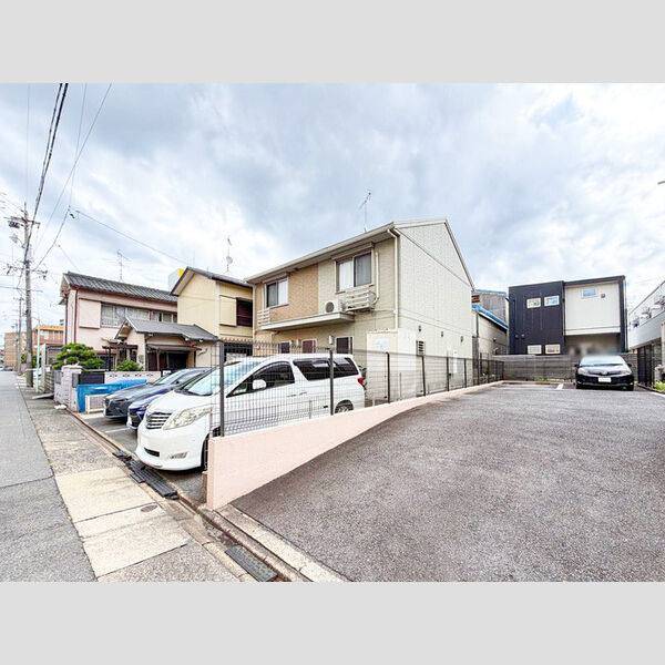 ルーチェ・ソラーレ 建物画像