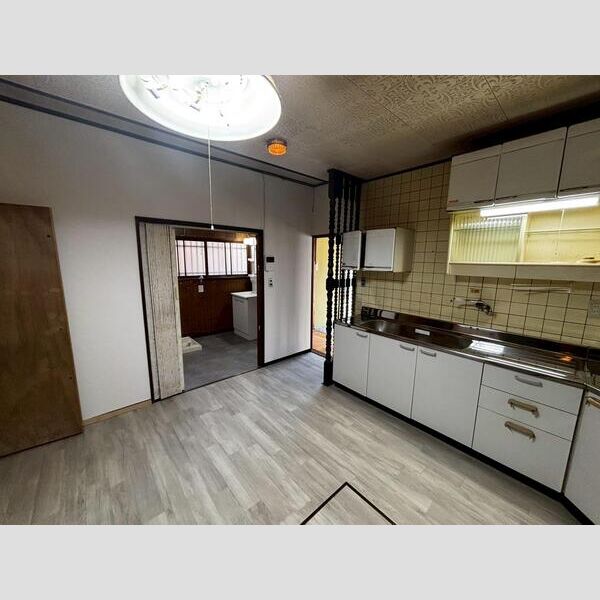 榎原一戸建 室内写真2