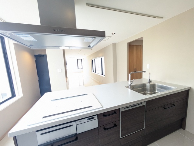 ＳＵＮ ＨＯＵＳＥ 室内写真4
