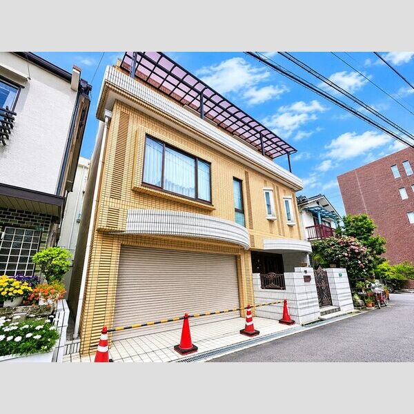 小曽根丁目戸建て 建物画像