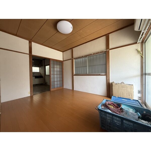 花山町2丁目戸建 室内写真1