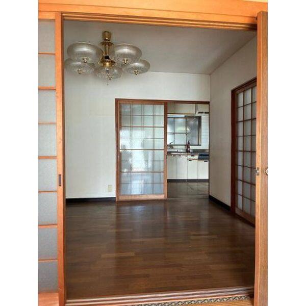 岐阜市粟野西戸建て 室内写真1