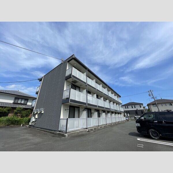 レオパレス山竹Ⅱ 建物画像