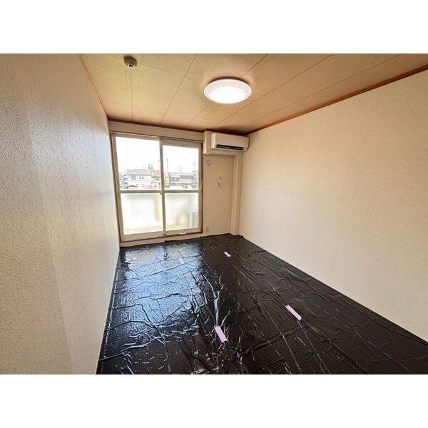 Surplus　MAKI　Ⅰ 室内写真5