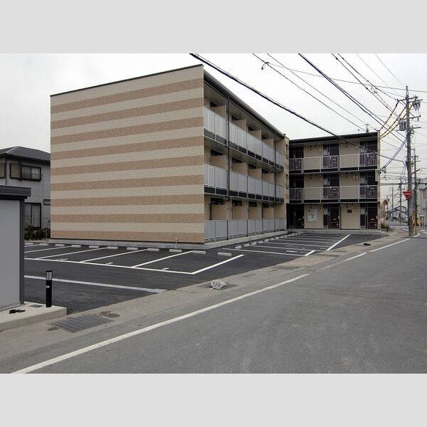 レオパレスラフォンテ大井手 建物画像