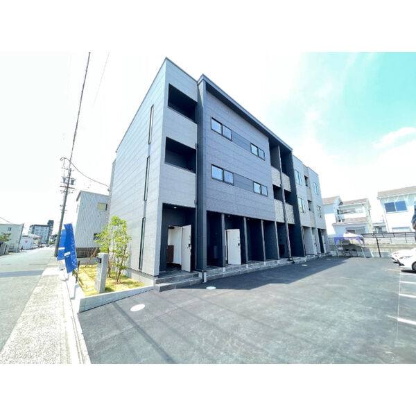 AVANTIASage中島新町 建物画像