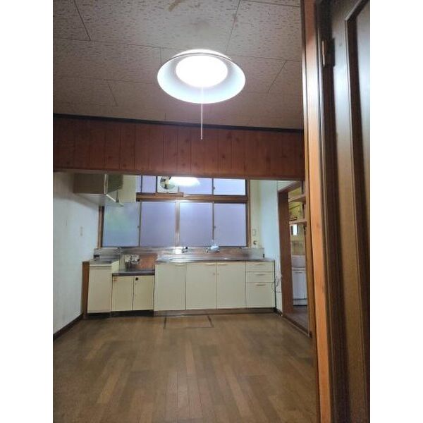 6DKゆとりの2階建戸建て 室内写真2