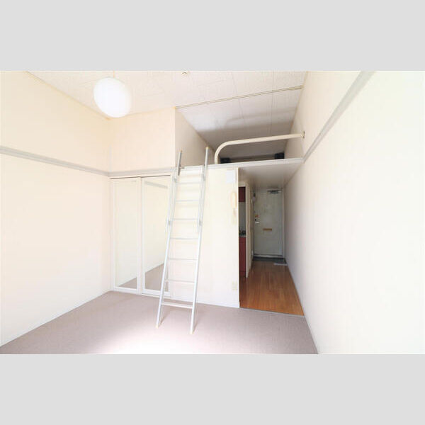 レオパレス新大宮 室内写真3