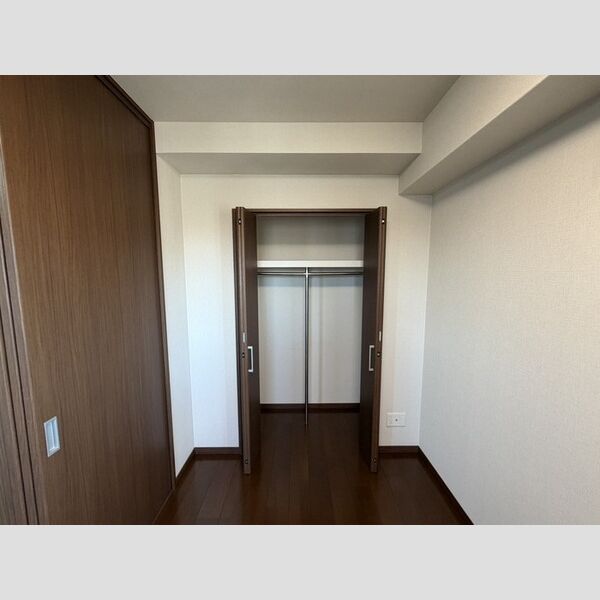 プレミアム菱屋西 室内写真9
