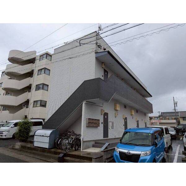 エミューロ 建物画像