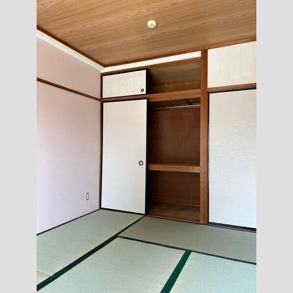 ハイツスペイン村 室内写真9