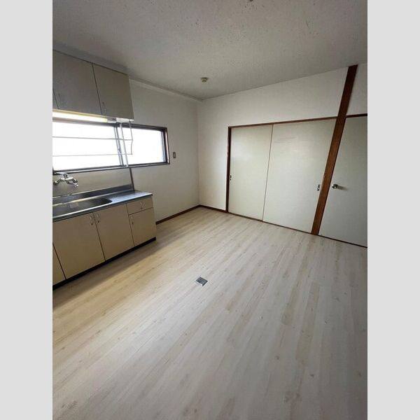 ハイツスペイン村 室内写真8