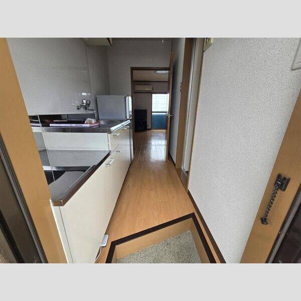カレッジハウス2 室内写真1