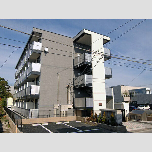レオパレスグランエレガンス 建物画像