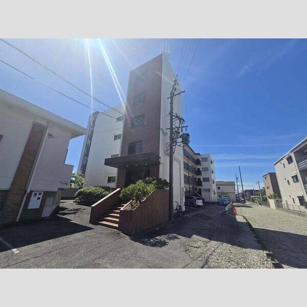 大栄マンション 建物画像