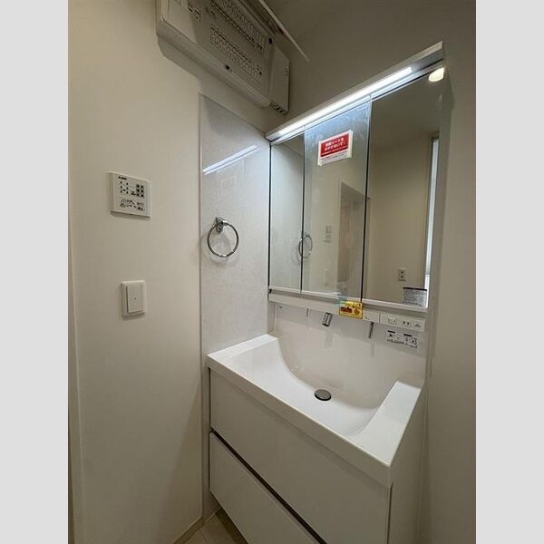 北区志茂4丁目戸建 室内写真7