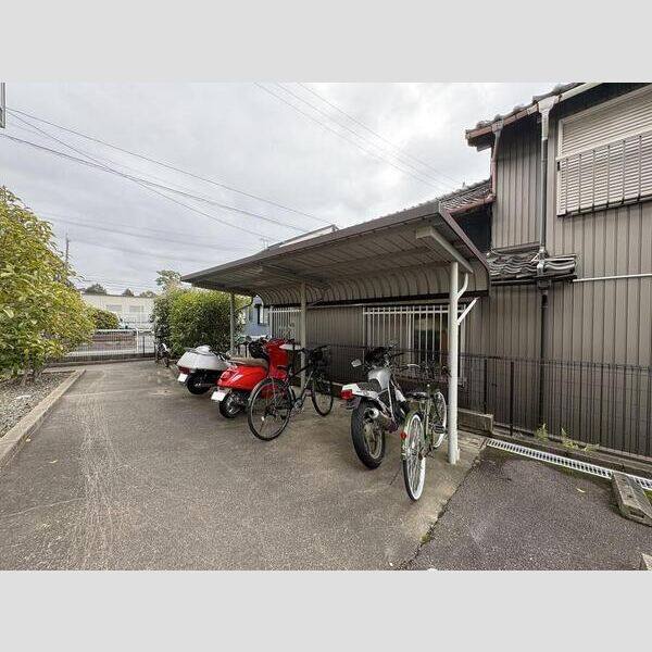 レオパレスカーサフィオーレ 室内写真10
