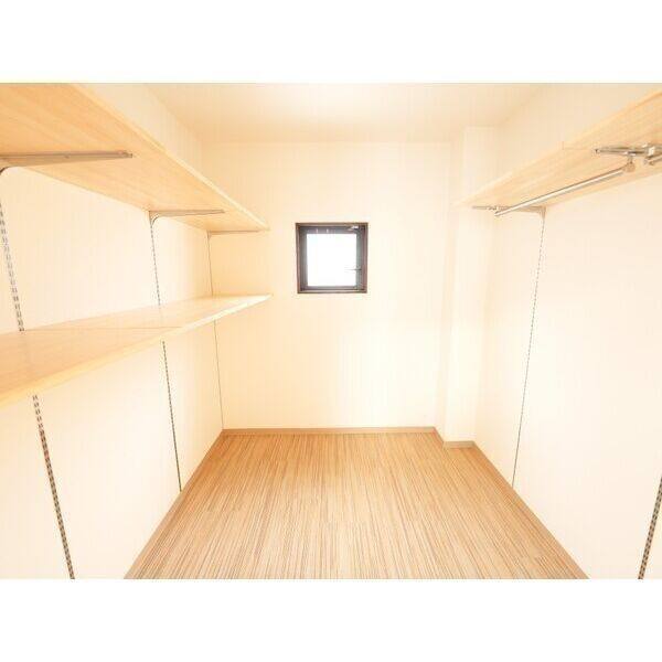 本山駅戸建て(事務所付き住宅) 室内写真9