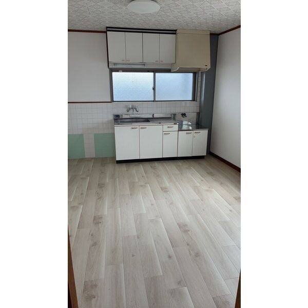 VINTAGE COURT 室内写真2