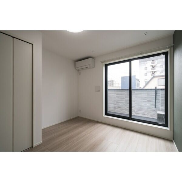 Serenity春日 室内写真3