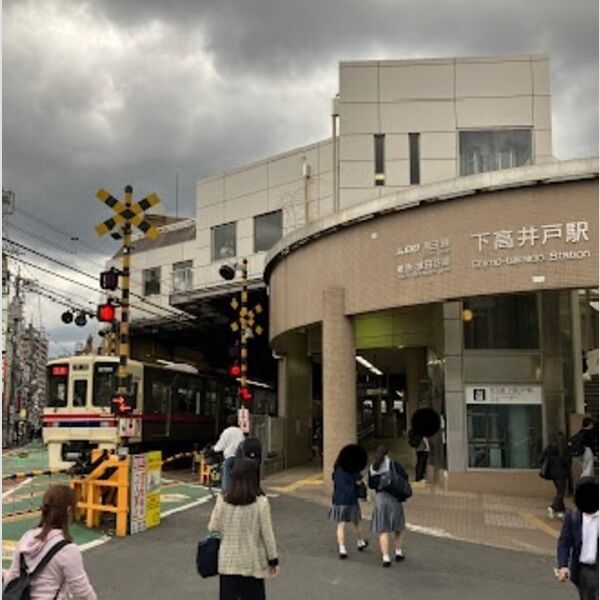 ヴィラ アンムート赤堤 室内写真1