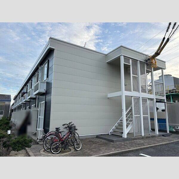 レオパレスはる 建物画像