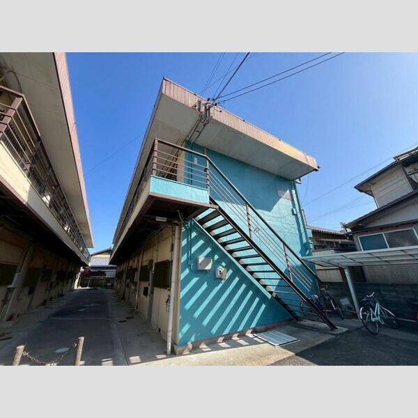 オリーブと朝のアールグレイ 建物画像