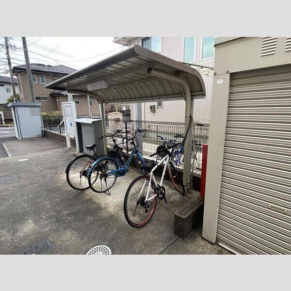 レオネクストアゴーラ 室内写真10