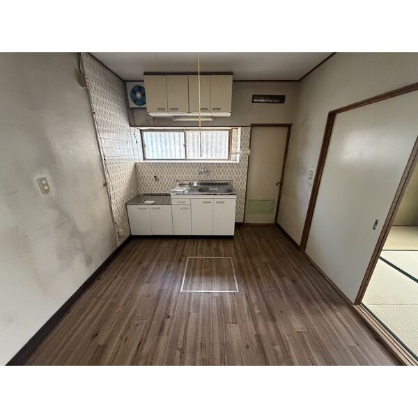和歌山市古屋戸建 室内写真8