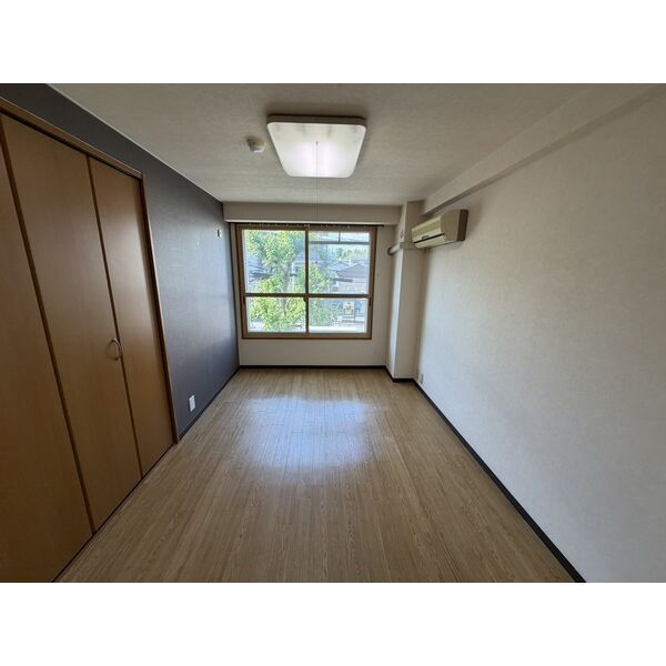 なんでもご相談ください!) 室内写真1