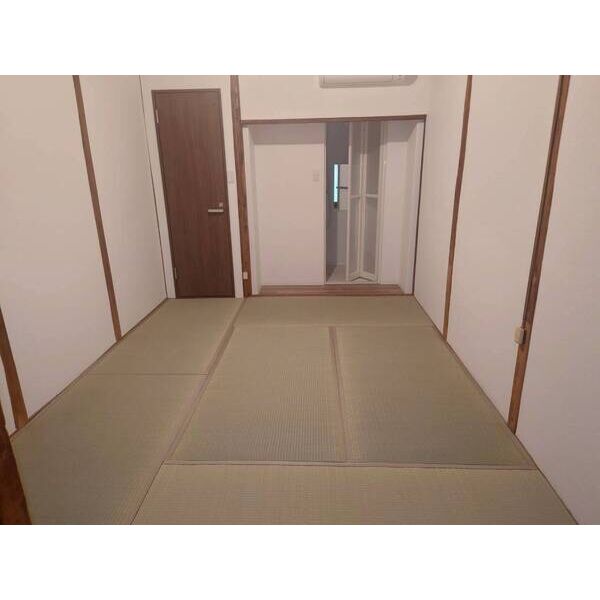 堺市堺区香ヶ丘戸建 室内写真3