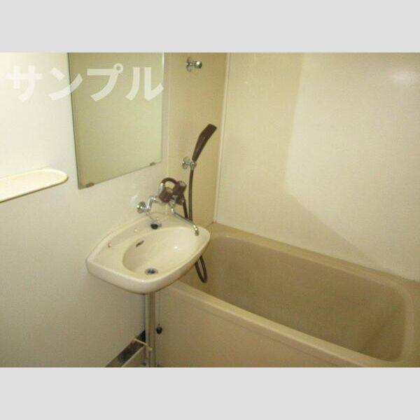 岡田マンション 室内写真3
