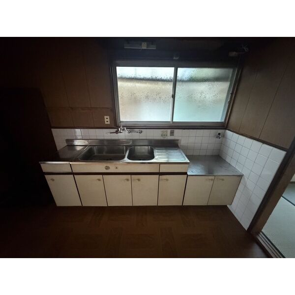 大阪府阪南市舞四丁目戸建④ 室内写真3