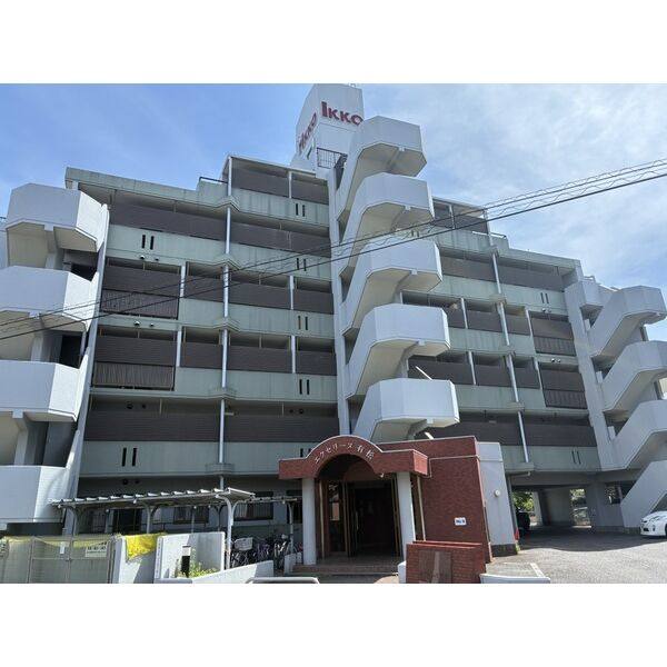 エクセリーヌ有松 建物画像