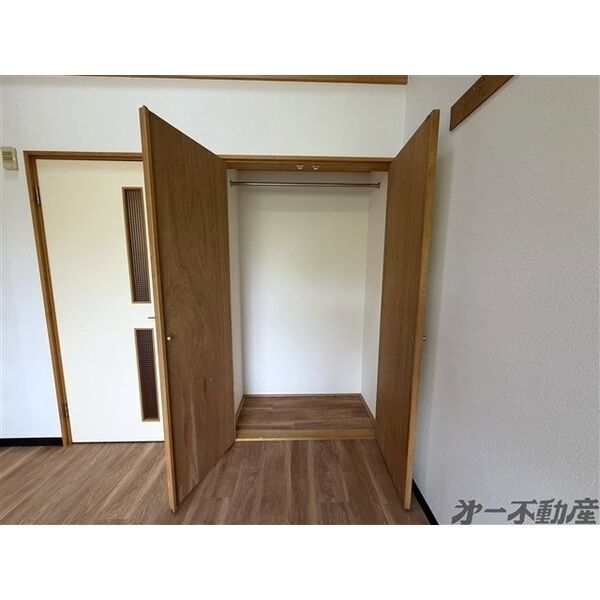 アントーレ敷地 室内写真4